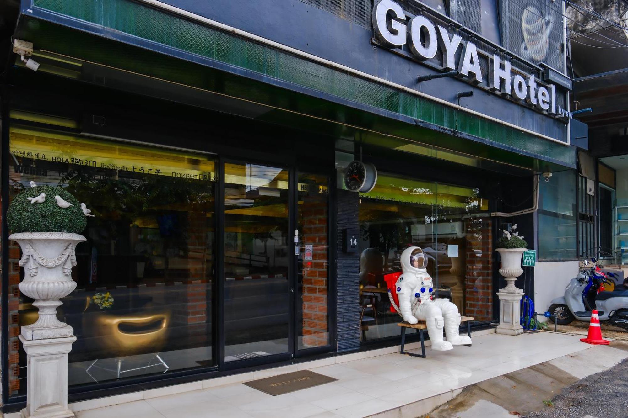 Goya Hotel Chiang Mai Exterior photo