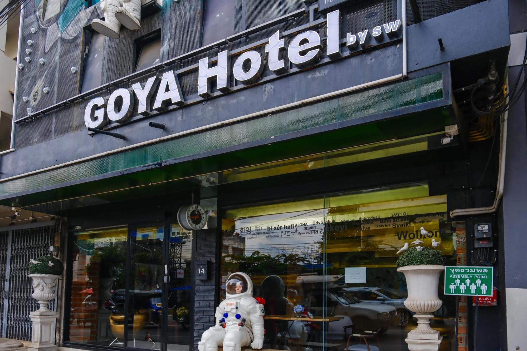 Goya Hotel Chiang Mai Exterior photo